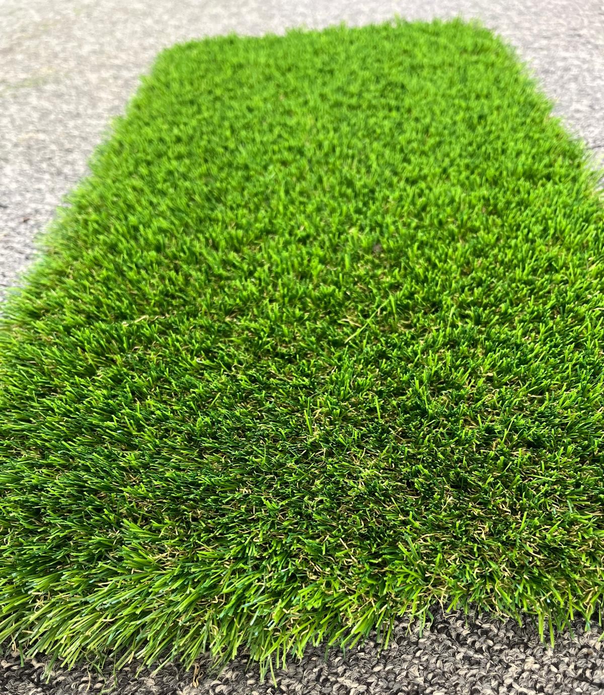 Glen Etive 40 Artificial Grass - Image 2